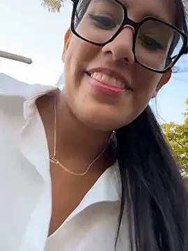 AleFantasy0001 online show from 1, 12, 2025