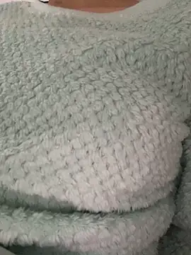 Lina-lolo online show from 2, 2, 2025