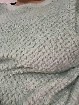 Lina-lolo online show from 2, 2, 2025