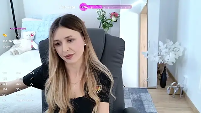 Sophie Enzo online show from 17, 3, 2025