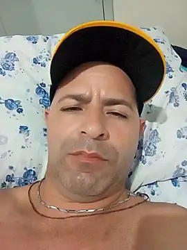 Snapshot of Marciogrei chatting on 27, 12, 2024 Marciogrei online show from 27, 12, 2024