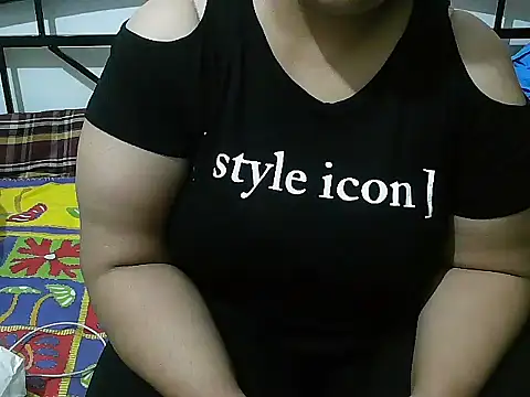 Queen of boobs01 online show from 19, 1, 2025