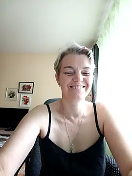 Cutie Erikaa1 online show from 16, 6, 2026
