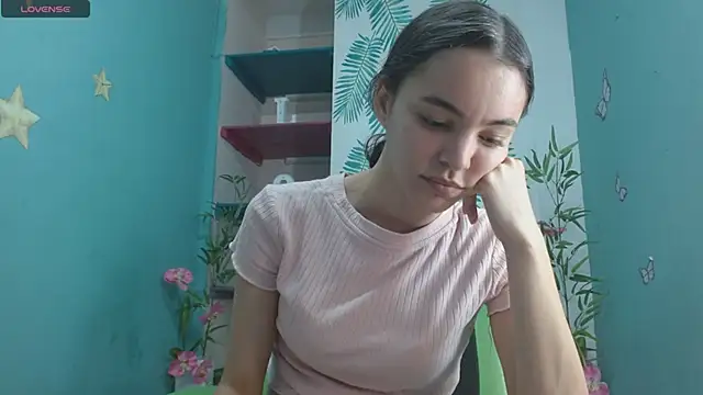 Mia-kalinfa online show from 30, 12, 2024