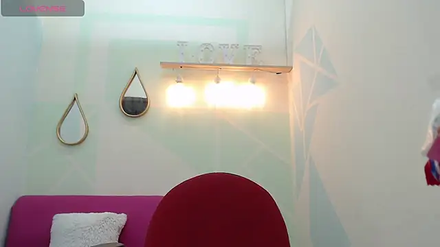 Mia-kalinfa online show from 7, 2, 2025