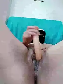 Snapshot of nadageorge chatting on 23, 12, 2024 nadageorge online show from 23, 12, 2024