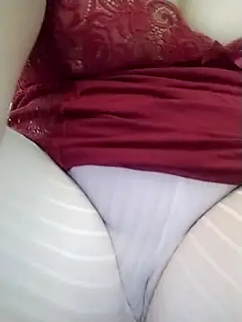 Snapshot of nadageorge chatting on 1, 3, 2025 nadageorge online show from 1, 3, 2025