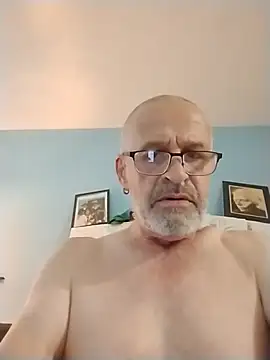 Snapshot of geilerschwanz64 chatting on 30, 4, 2026 geilerschwanz64 online show from 30, 4, 2026