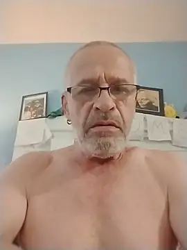 Snapshot of geilerschwanz64 chatting on 13, 5, 2026 geilerschwanz64 online show from 13, 5, 2026