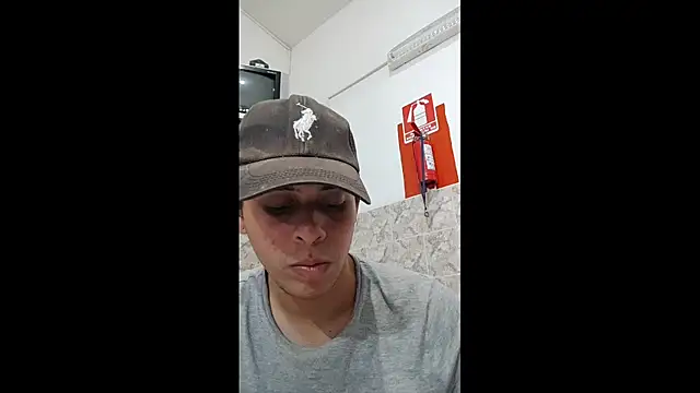 luisfer 306 online show from 14, 1, 2025