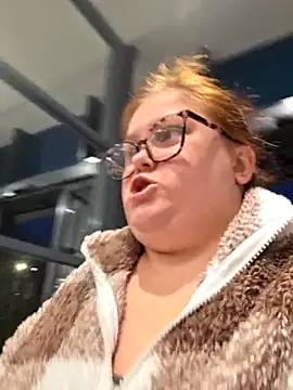 Tallulah-mae-xoxox online show from 1, 12, 2025