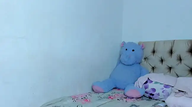 StassieBell online show from 2, 2, 2025