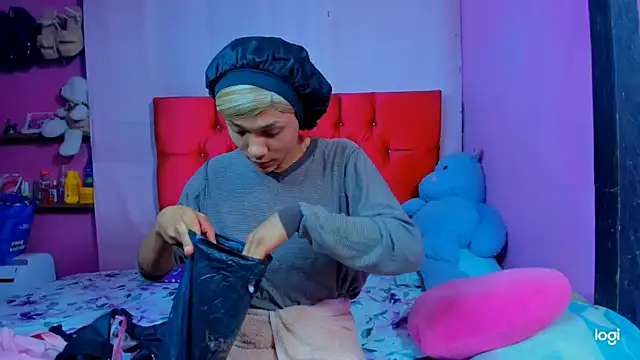 Snapshot of StassieBell chatting on 21, 2, 2026 StassieBell online show from 21, 2, 2026