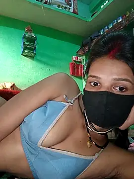 Hoty girl 143 online show from 13, 10, 2025