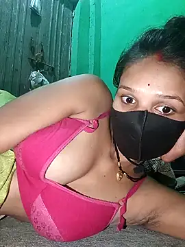 Hoty girl 143 online show from 6, 1, 2026