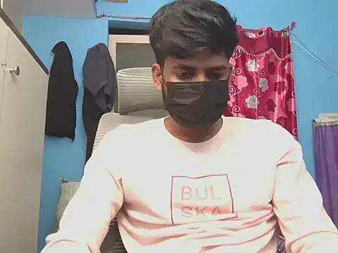 KissesBoyAD online show from 18, 2, 2026