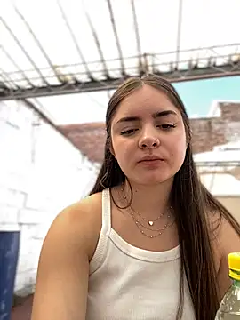 imlindapink online show from 20, 1, 2025