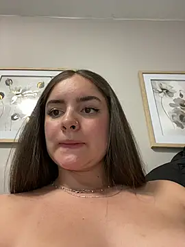 imlindapink online show from 24, 1, 2025