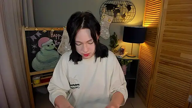 fiamoory online show from 4, 1, 2025