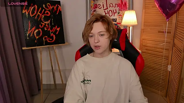 fiamoory online show from 8, 3, 2025