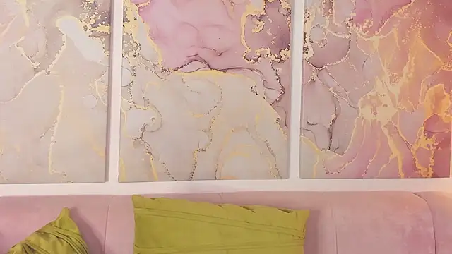 fiamoory online show from 2, 12, 2025