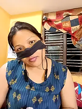 Snapshot of Radhikadavi879 chatting on 16, 2, 2025 Radhikadavi879 online show from 16, 2, 2025