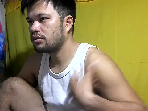Snapshot of HairyHottestpinoyHandsome chatting on 19, 6, 2026 HairyHottestpinoyHandsome online show from 19, 6, 2026