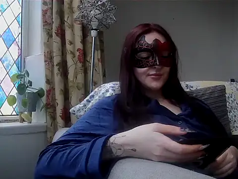 LexiSnowUK online show from 6, 2, 2026