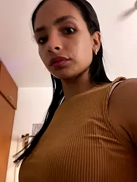 Snapshot of AnnitaSerna_ chatting on 30, 9, 2025 AnnitaSerna online show from 30, 9, 2025
