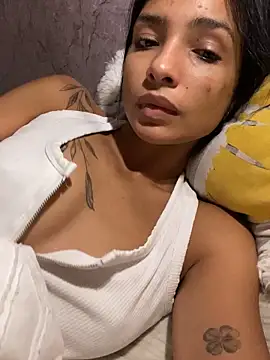 Snapshot of AnnitaSerna_ chatting on 3, 10, 2025 AnnitaSerna online show from 3, 10, 2025