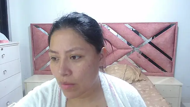 Snapshot of moan_sex2 chatting on 2, 5, 2026 moan sex2 online show from 2, 5, 2026