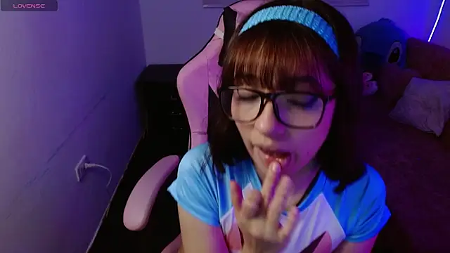 evie cloud online show from 19, 3, 2025