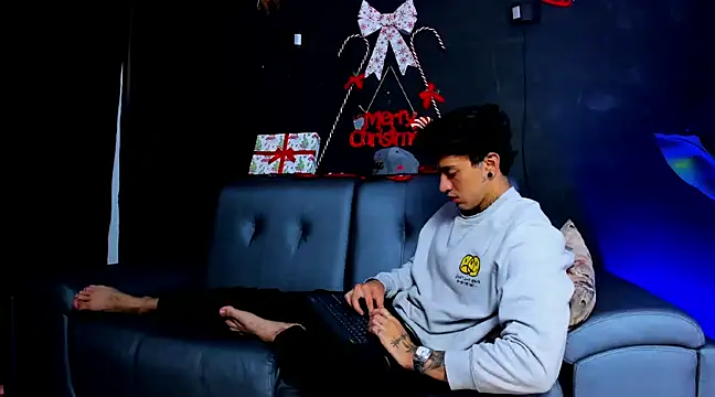 JUSTIN FULLER1 online show from 10, 12, 2024