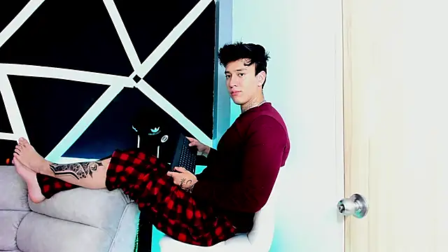 JUSTIN FULLER1 online show from 8, 10, 2025