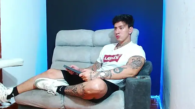 JUSTIN FULLER1 online show from 27, 5, 2026