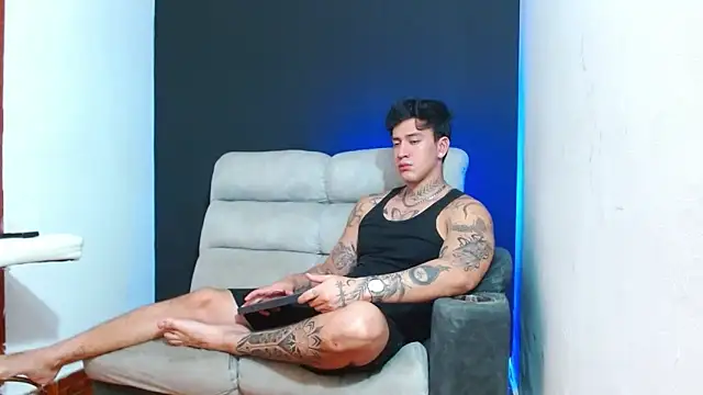 JUSTIN FULLER1 online show from 11, 6, 2026