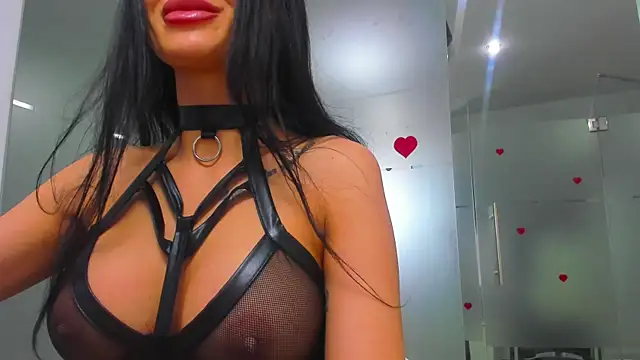 Snapshot of Queenrafaella chatting on 20, 5, 2026 Queenrafaella online show from 20, 5, 2026