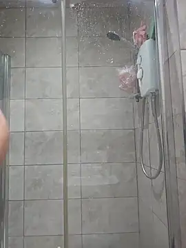 Meganroxtattoo online show from 17, 12, 2024