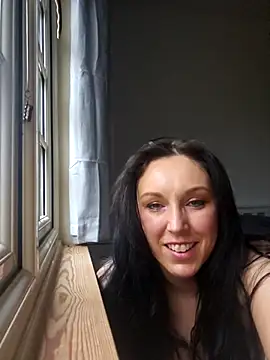 Meganroxtattoo online show from 11, 2, 2025