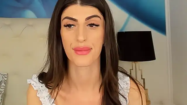 SkinnyDolly online show from 12, 3, 2025