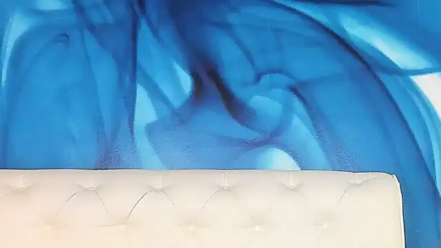 Snapshot of SkinnyDolly chatting on 7, 4, 2026 SkinnyDolly online show from 7, 4, 2026