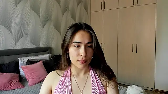Bambiii bby online show from 10, 6, 2026