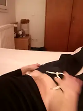 crems77 online show from 9, 2, 2026