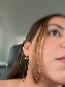 Snapshot of lariic chatting on 17, 5, 2026 lariic online show from 17, 5, 2026
