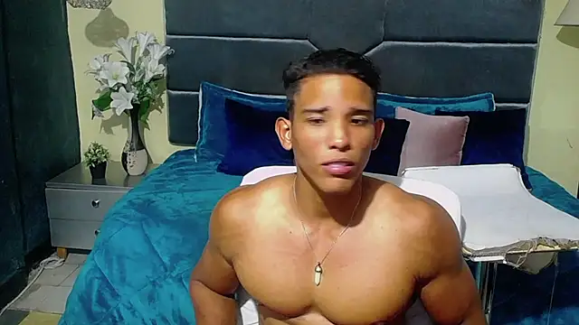 Snapshot of puma_fit chatting on 4, 12, 2024 puma fit online show from 4, 12, 2024