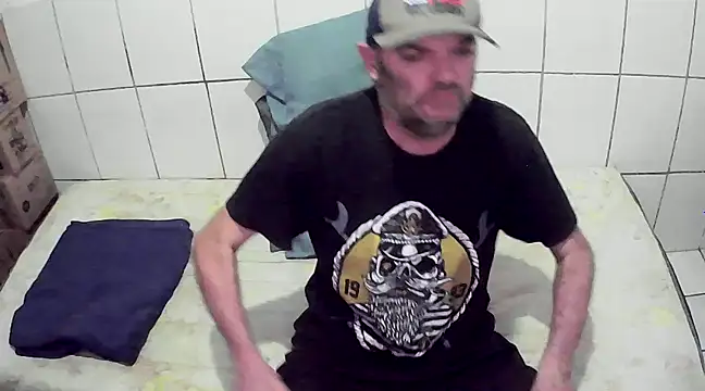 Snapshot of pierdona chatting on 8, 12, 2024 pierdona online show from 8, 12, 2024
