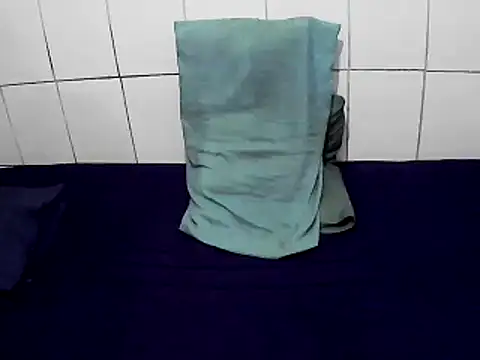 Snapshot of pierdona chatting on 24, 12, 2024 pierdona online show from 24, 12, 2024