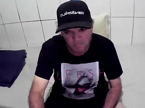 Snapshot of pierdona chatting on 1, 3, 2025 pierdona online show from 1, 3, 2025