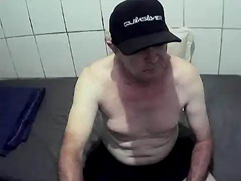 Snapshot of pierdona chatting on 5, 3, 2025 pierdona online show from 5, 3, 2025