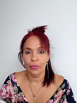 sthefania1710 online show from 18, 3, 2025